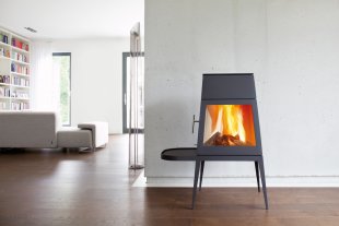 03 - Skantherm Shaker s krátkou lavicí a dvířky vlevo. Odkouření dozadu.