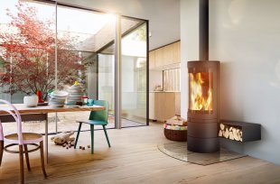 04 - Skantherm Elements Rund - krbová kamna kulatá s přiznaným kouřovodem
